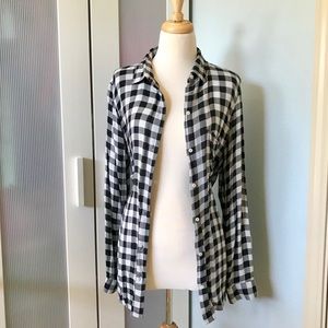 Old Navy Classic Flannel Feel Gingham Button Down